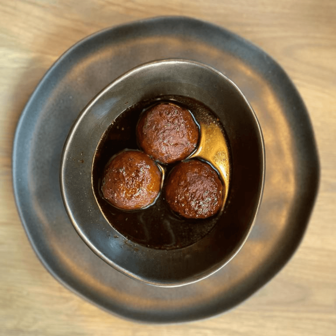 Tante Kookt Daging Djawa - Tante Kookt - Moluks Eten Thuisbezorgd